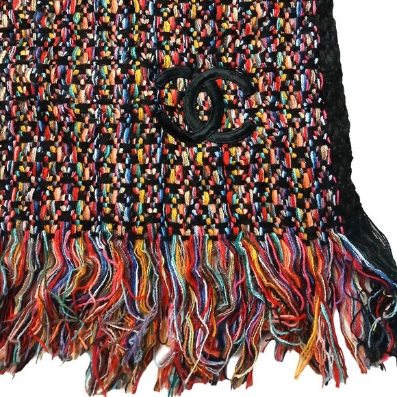 CHANEL Luxury Vintage Black & Red Multi-Color Woven Fringed Shawl Wrap Scarf - Picture 7 of 15